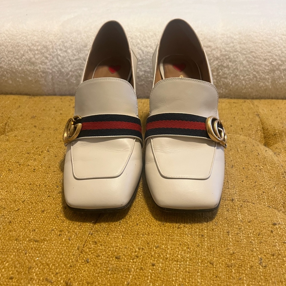 Gucci White Leather Web Stripe Horsebit Loafers